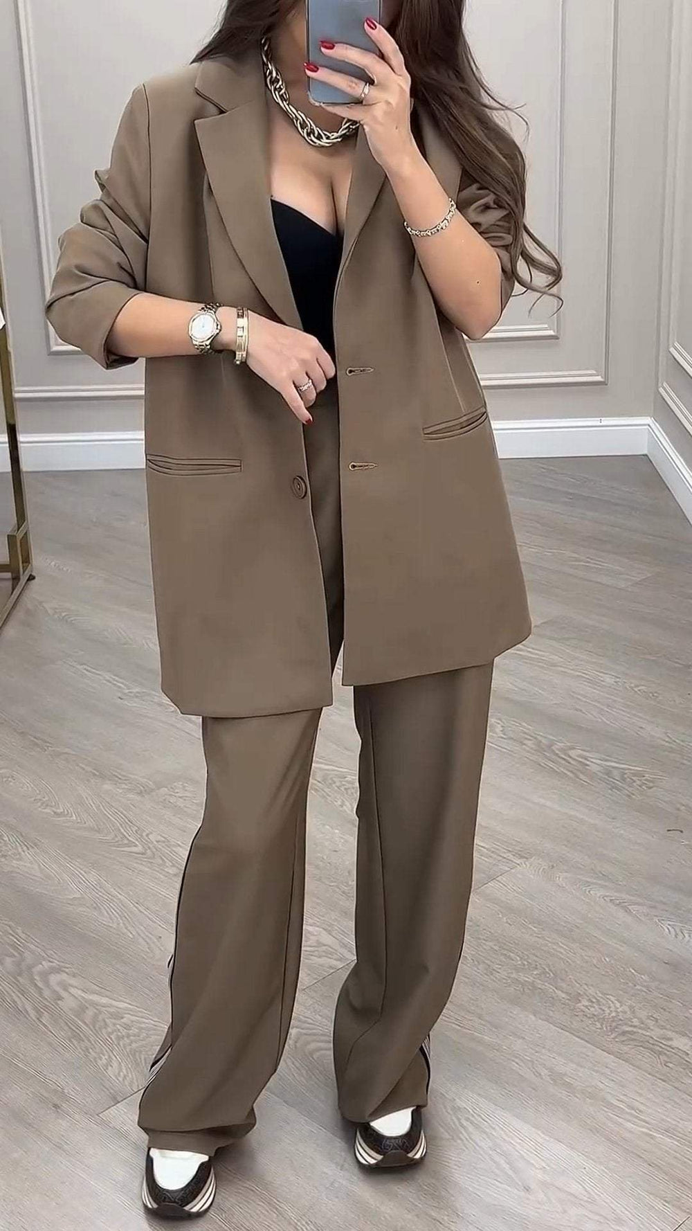 FOLGARIA - Tailleur casual a righe con rever e maniche lunghe
