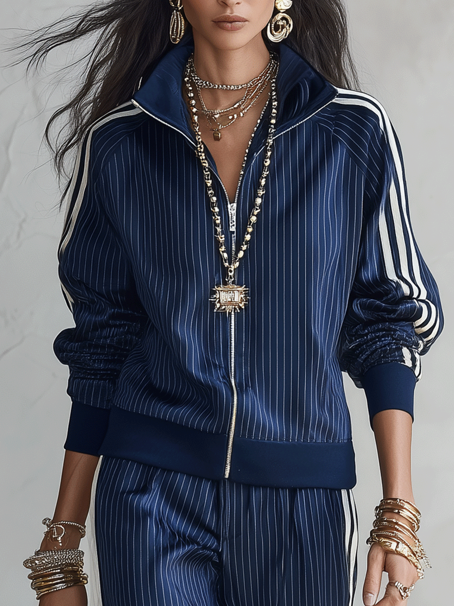 ELLO - Set due pezzi blu in raso gessato con giacca zip e pantaloni ampi