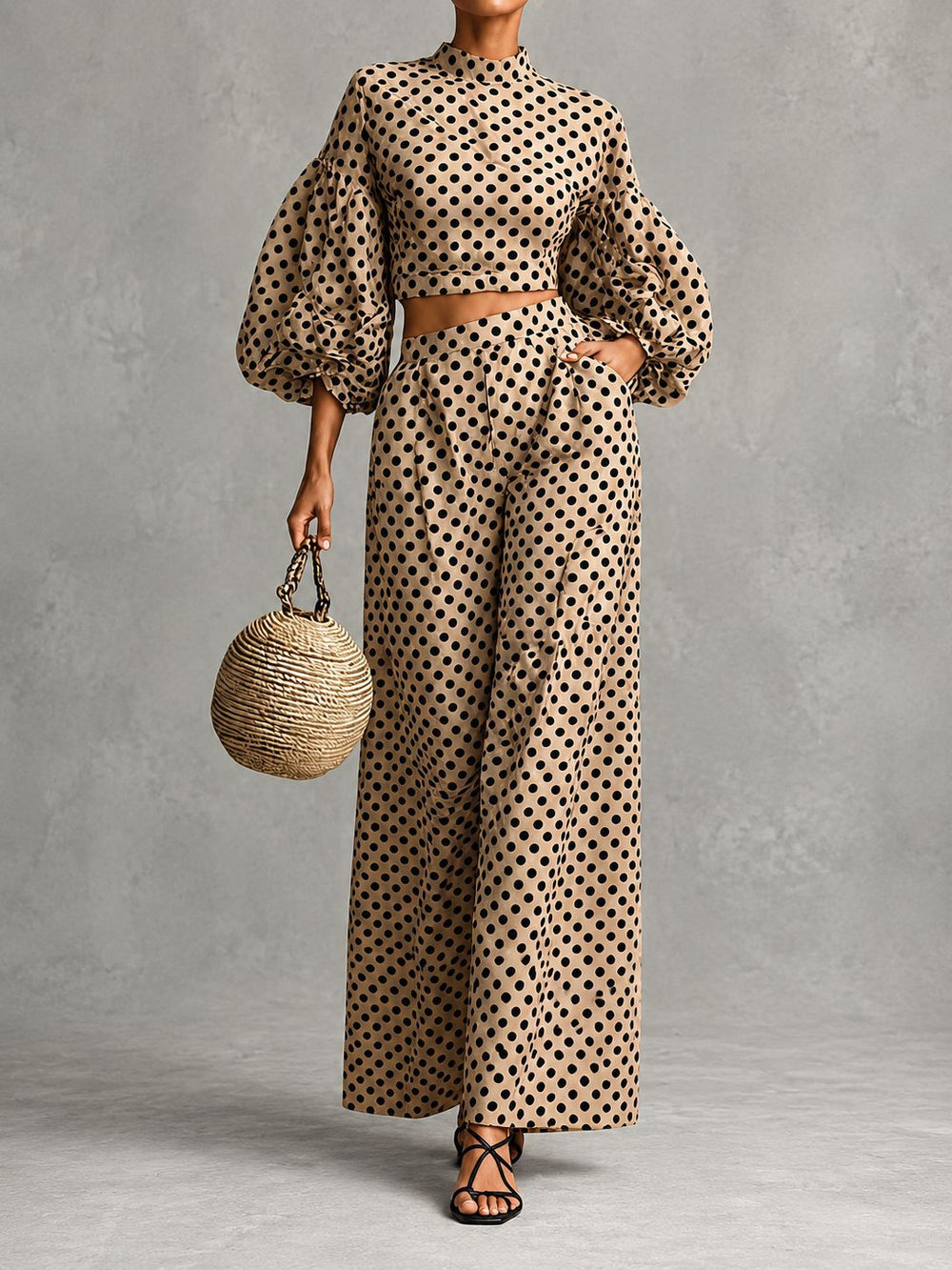 FRIDA - Set due pezzi a pois con maniche balloon e pantaloni palazzo