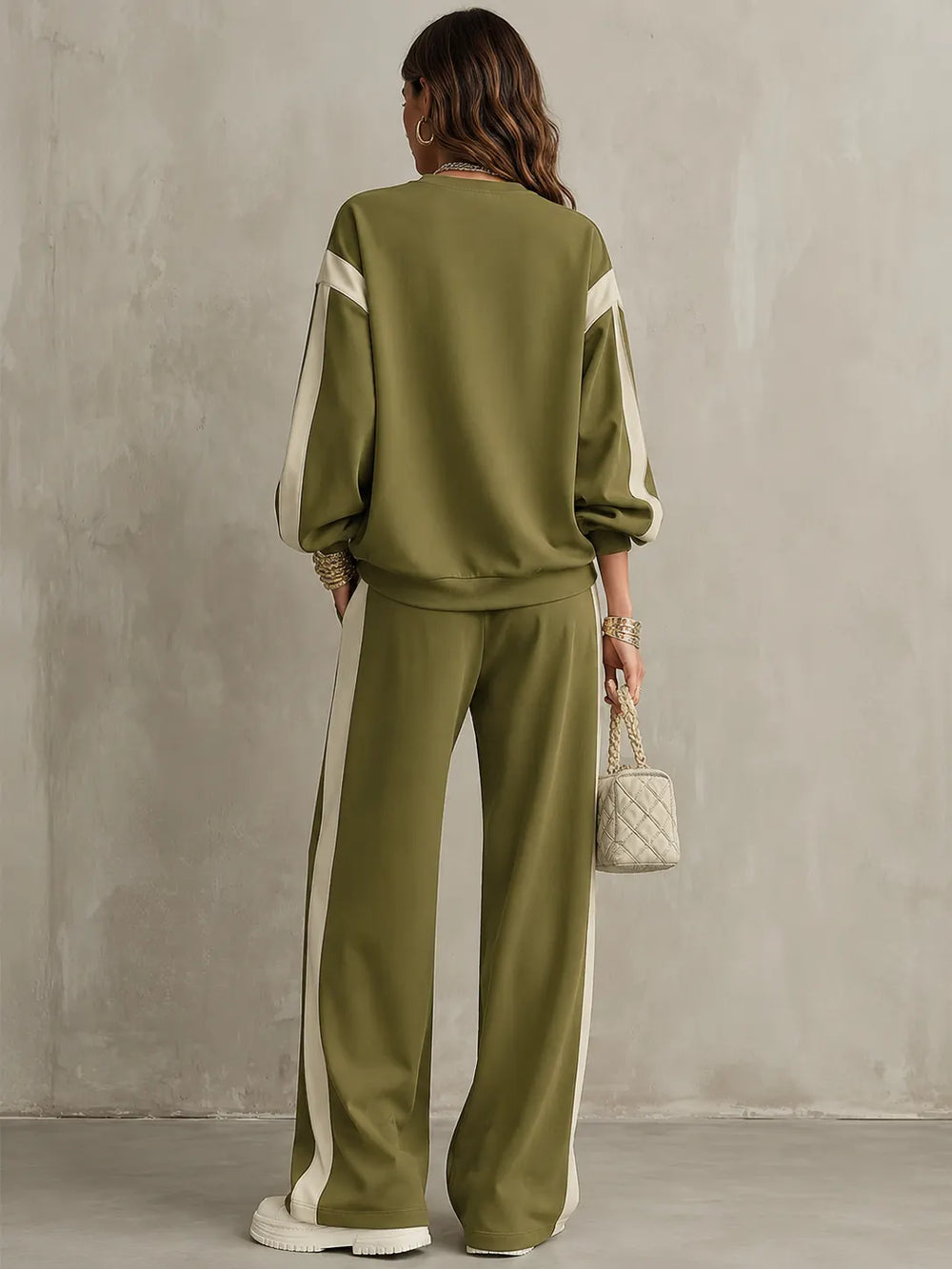 TERZORIO - Completo verde oliva felpa e pantaloni wide-leg