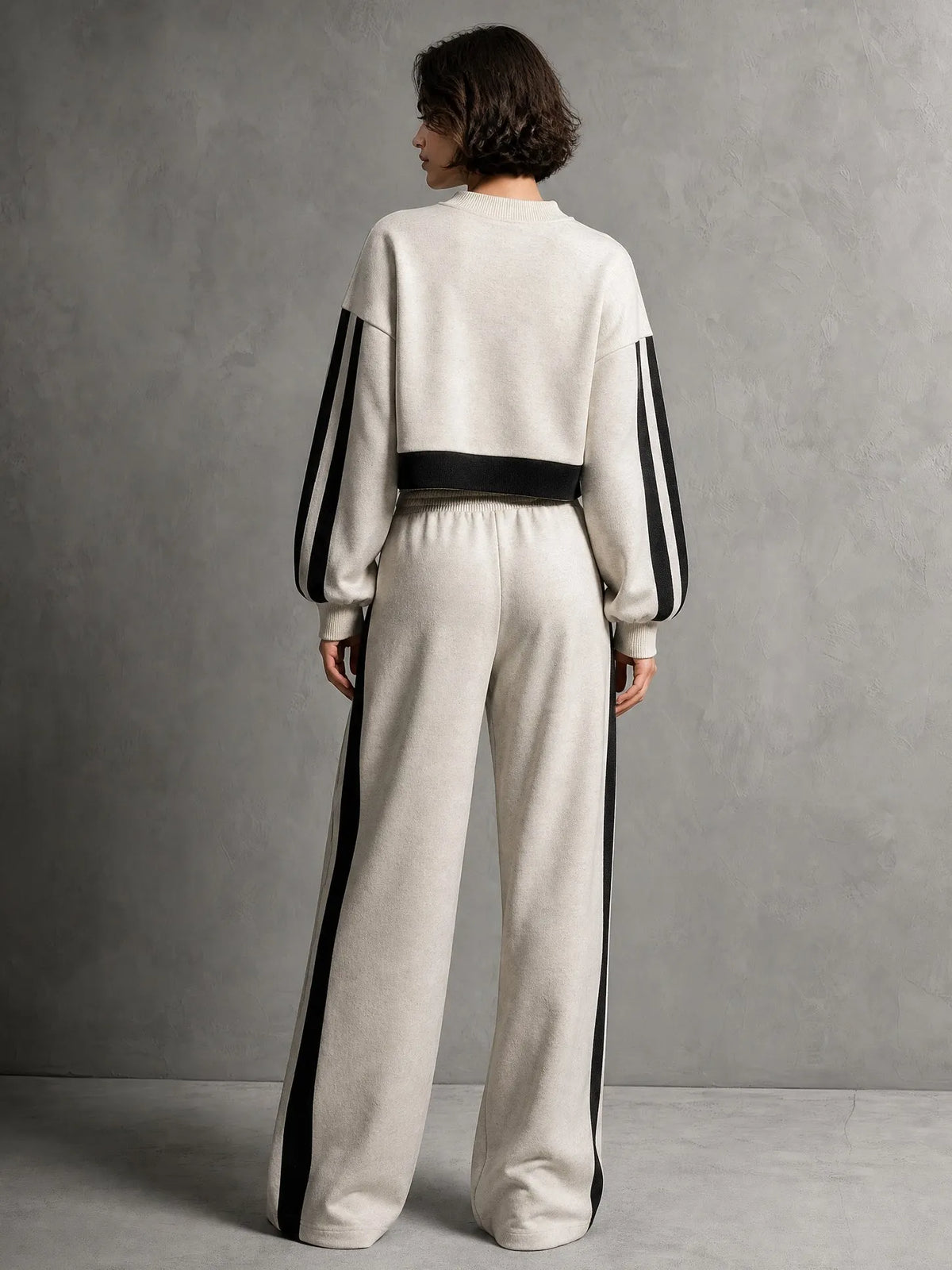PORANO - Set due pezzi beige color-block in felpa pantaloni ampi