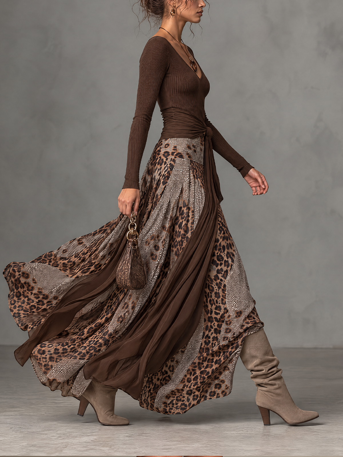 MELZO - Set due pezzi marrone con top a coste e abito leopardato
