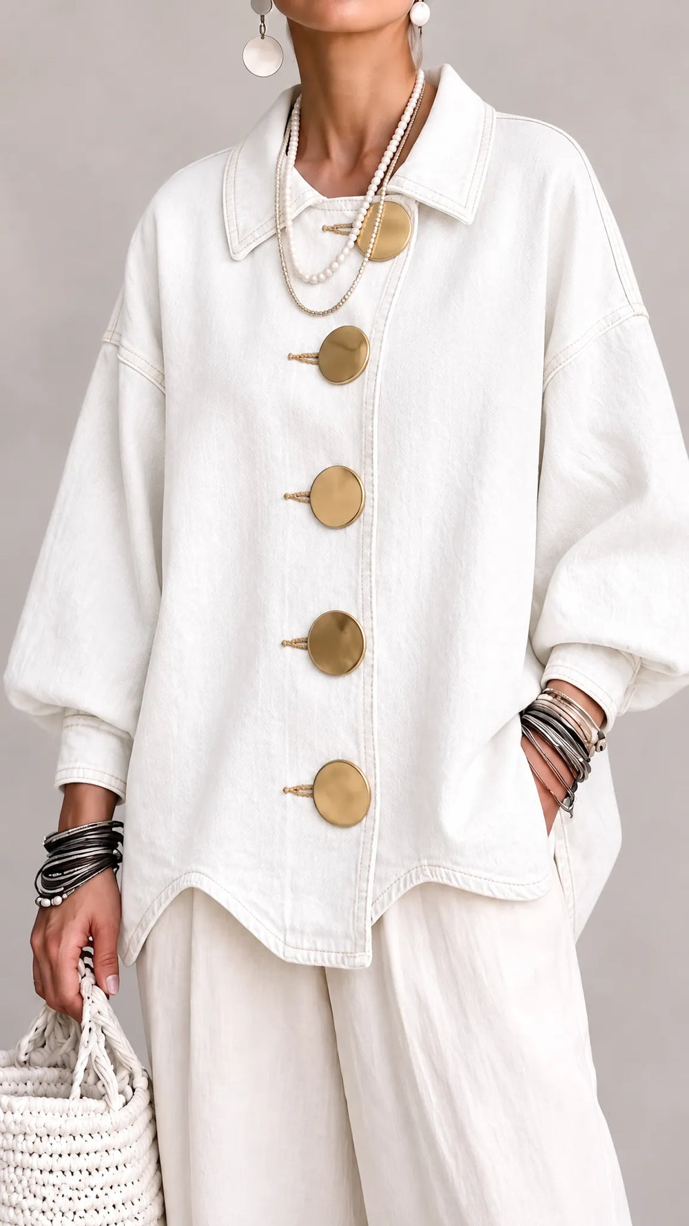 COLOGNE - Giacca Oversize in Denim con Bottoni Dorati