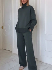 FRIGNANO - Set due pezzi con collo alto e pantaloni dritti