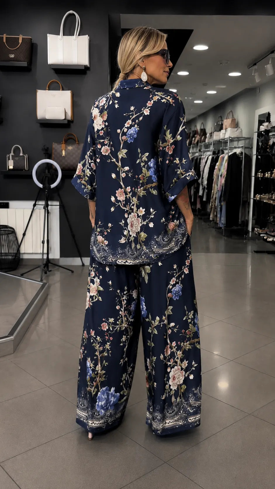 FLORA - ale con camicia e pantaloni ampi a gamba larga