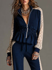 RICADI - Set due pezzi in maglia a coste con pizzo floreale, blu navy