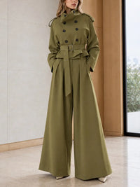 TOIRANO - Tailleur verde oliva con giacca doppiopetto e pantaloni ampi