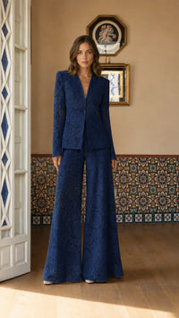 SOLETO - Set due pezzi in pizzo con blazer e pantaloni ampi