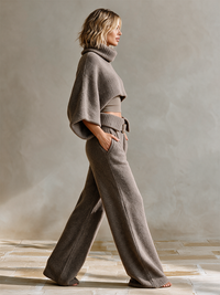 CONVERSANO - Completo casual in maglia color taupe a due pezzi