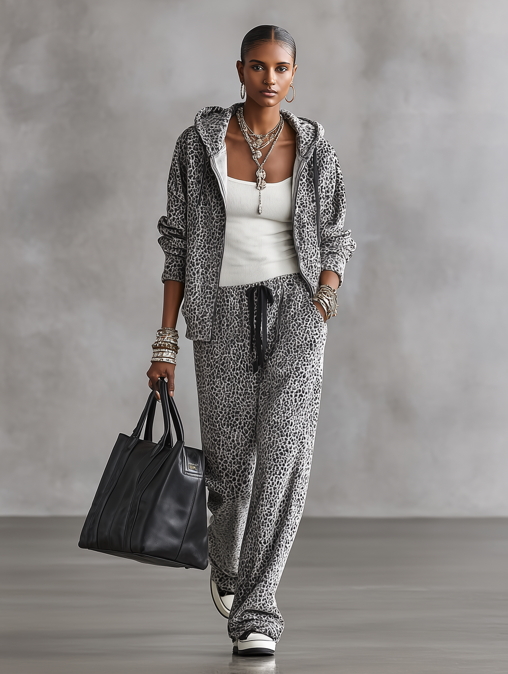PAGAZZANO - zi grigio leopardato con felpa zip e pantaloni ampi