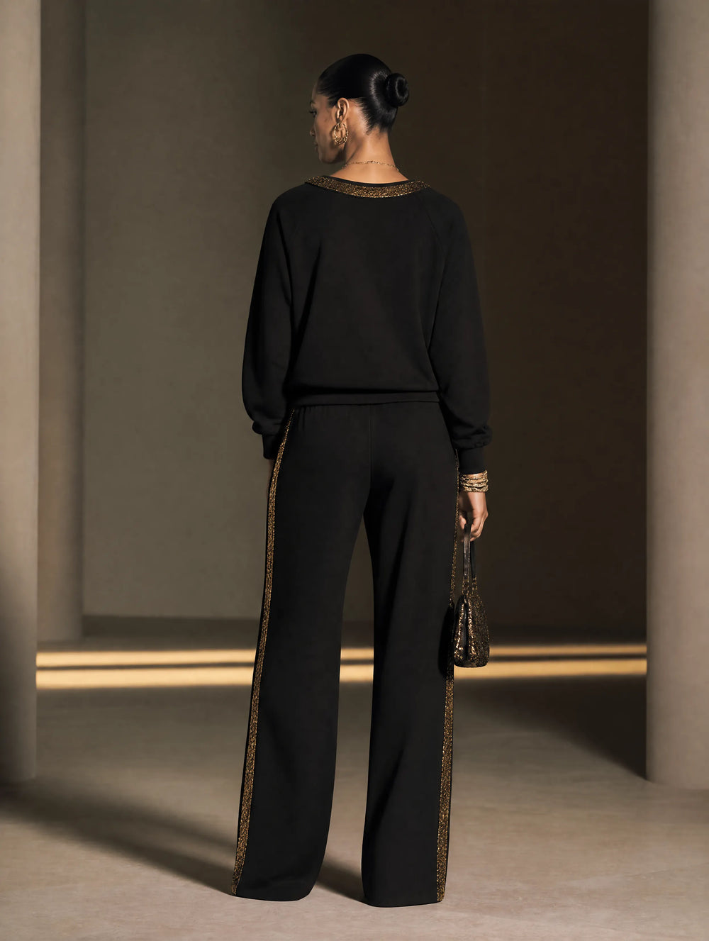 SABRINA - Set due pezzi nero con paillettes e pantaloni wide-leg