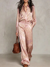 NOVE - Completo satin paisley bordeaux con cintura