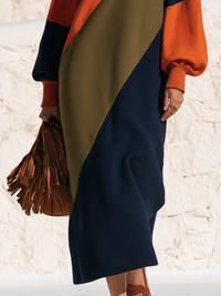 RONAGO - Abito midi oversize con maniche a palloncino e cappuccio multicolor