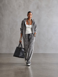 PAGAZZANO - zi grigio leopardato con felpa zip e pantaloni ampi