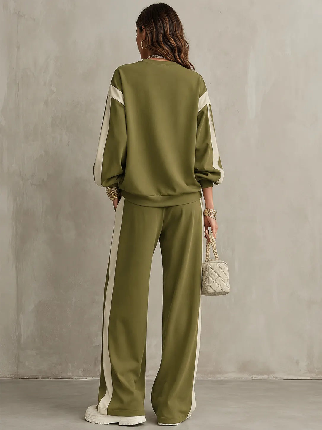 DIAMANTE - Set due pezzi verde oliva in felpa casual