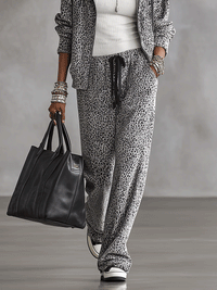 PAGAZZANO - zi grigio leopardato con felpa zip e pantaloni ampi