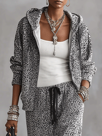 PAGAZZANO - zi grigio leopardato con felpa zip e pantaloni ampi