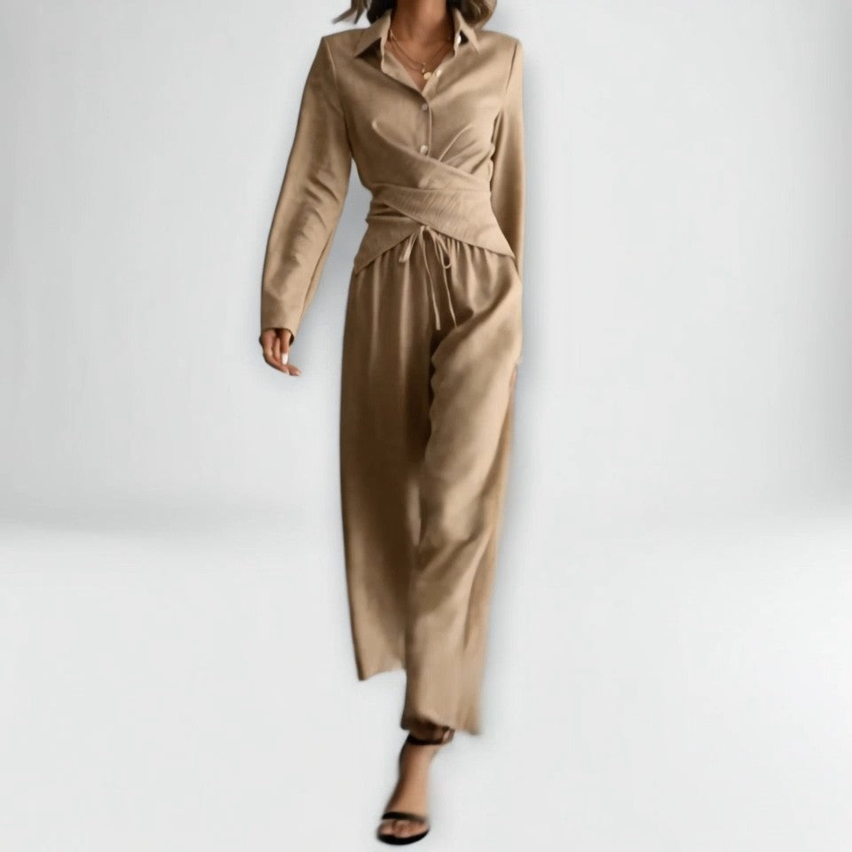 SOFIA - Set moda in khaki, blu, nero e rosa — SHOT 2